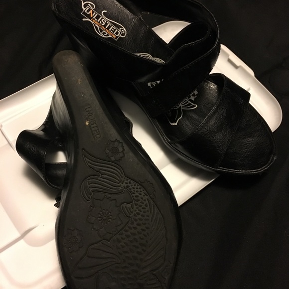 Shoes - Picture 3 of 3